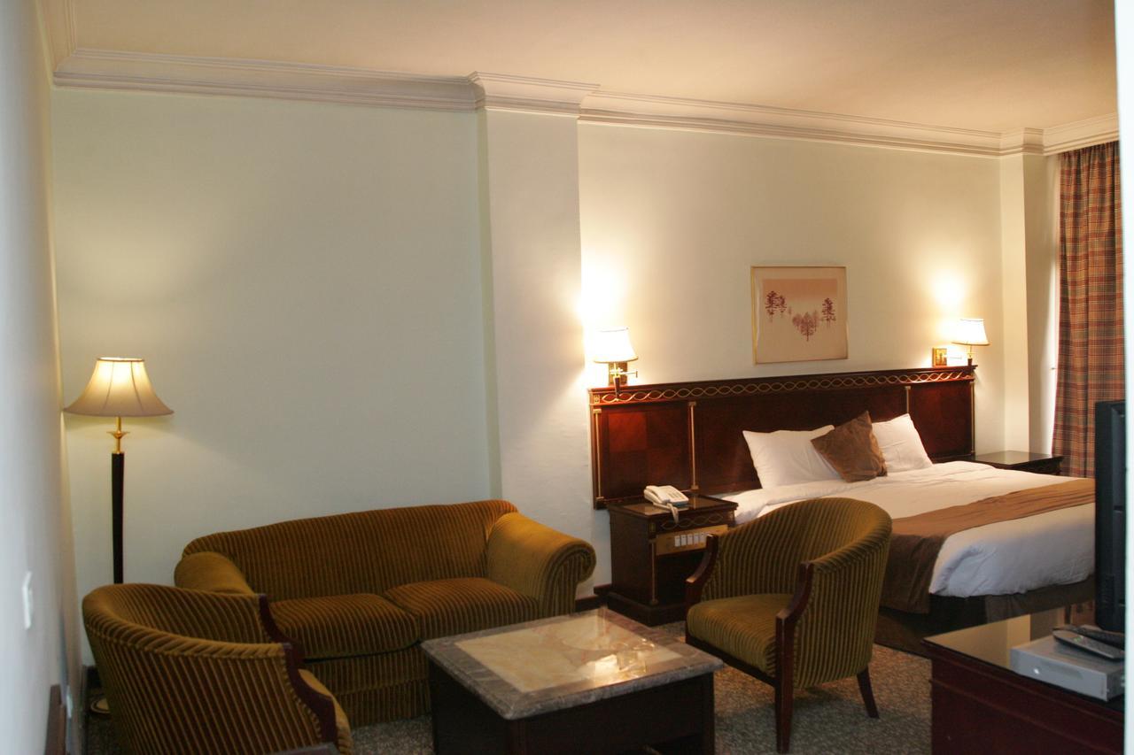 Rama Hotel Exterior photo