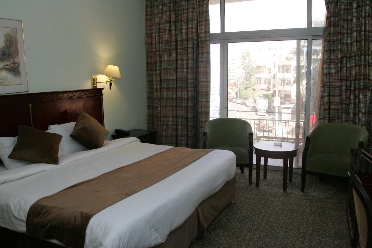 Rama Hotel Exterior photo